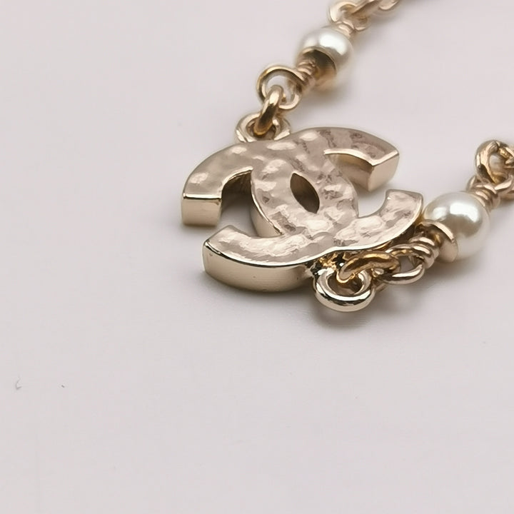 Chanel Flowerpot Faux Pearl CC Logo Necklace