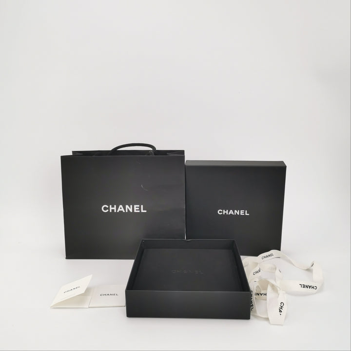Chanel Little Bag Pendent Faux Pearl Necklace CC Logo