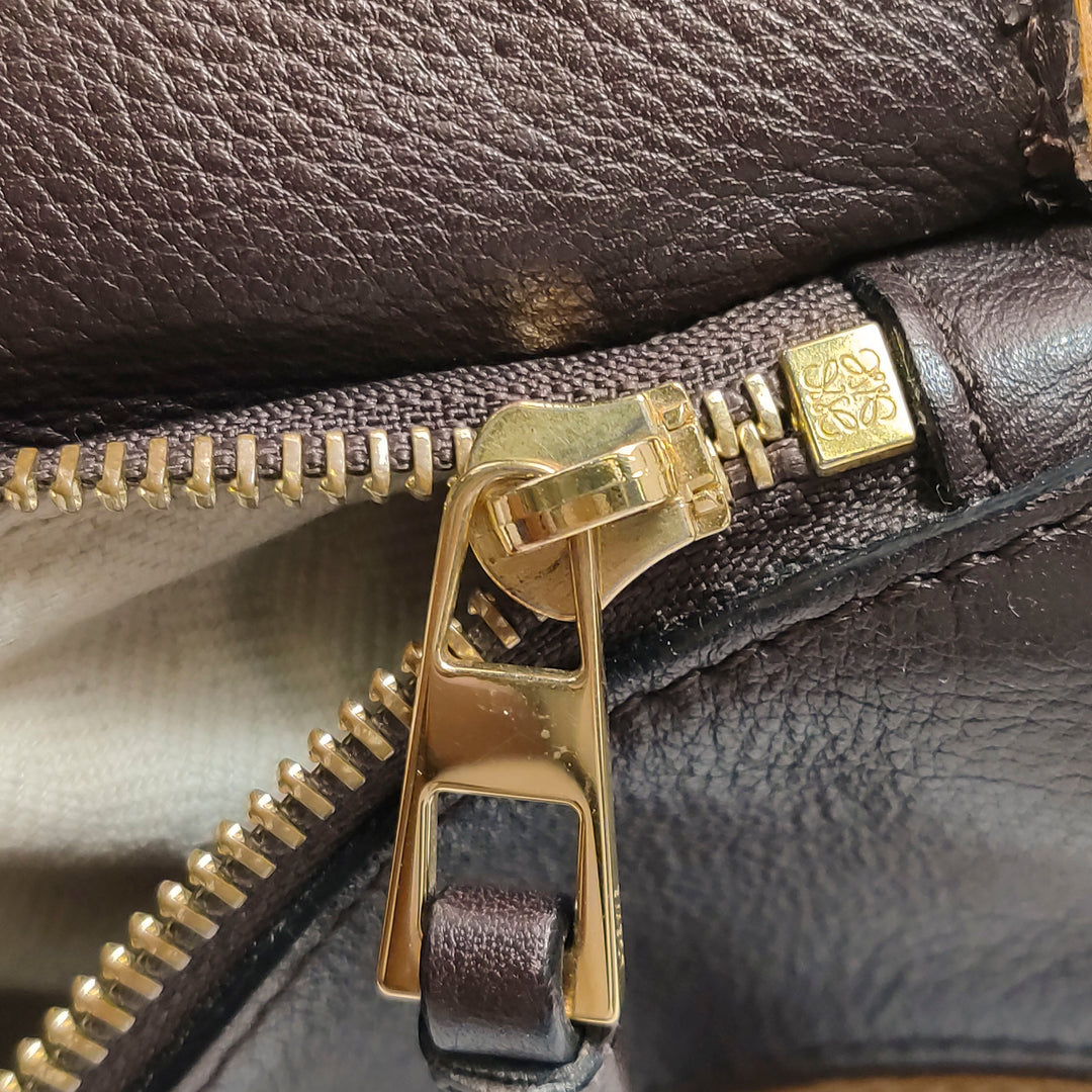 Loewe Medium Puzzle Bag In Brown Suede