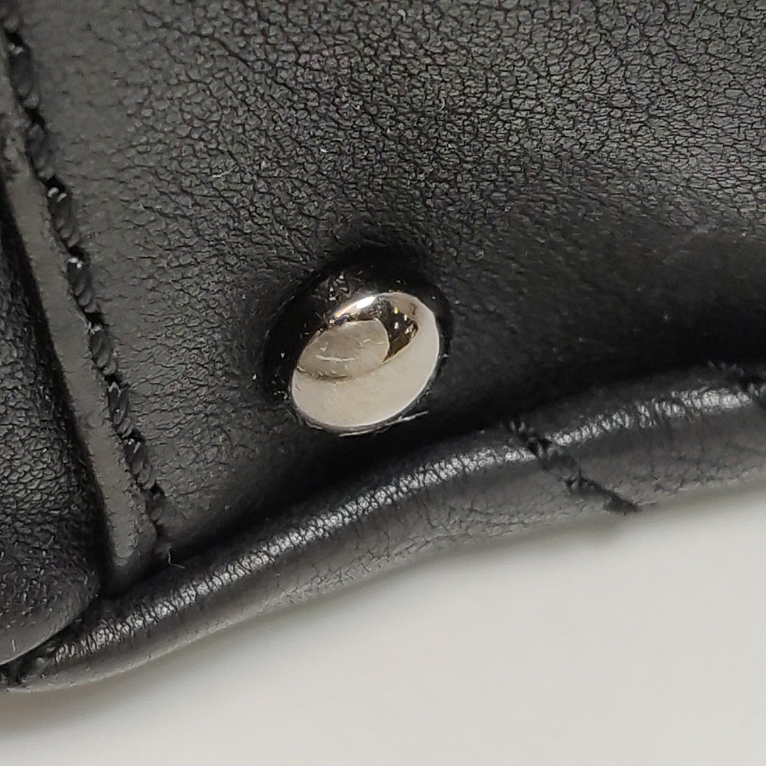 Chanel Vintage CC logo Black Leather Shoulder Bag