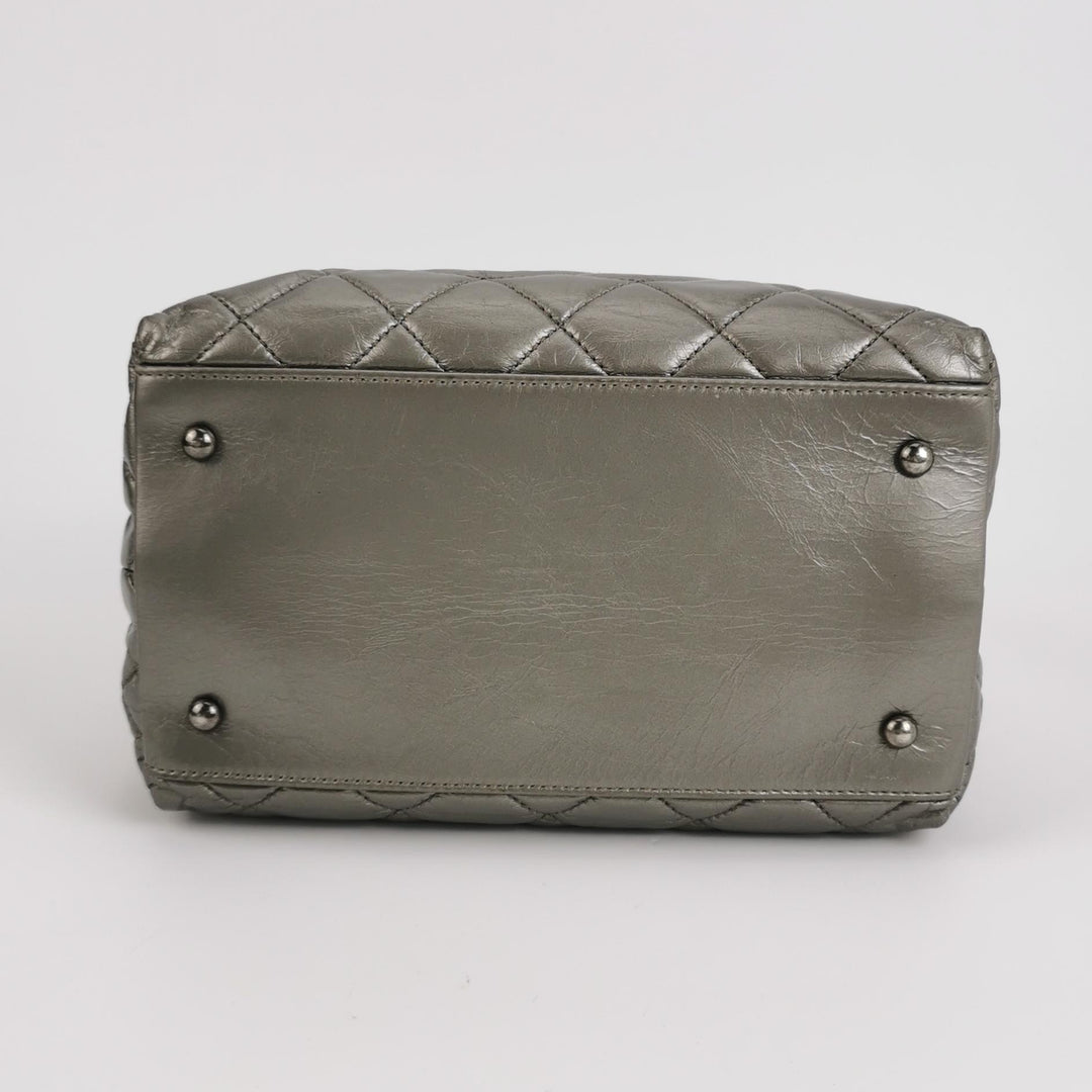 Chanel Chain Me Tote Grey Leather