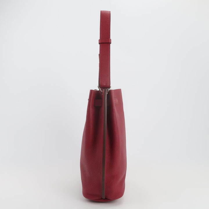 Hermès So Kelly 22 Q5 Rouge Casaque Clemence Leather Bag