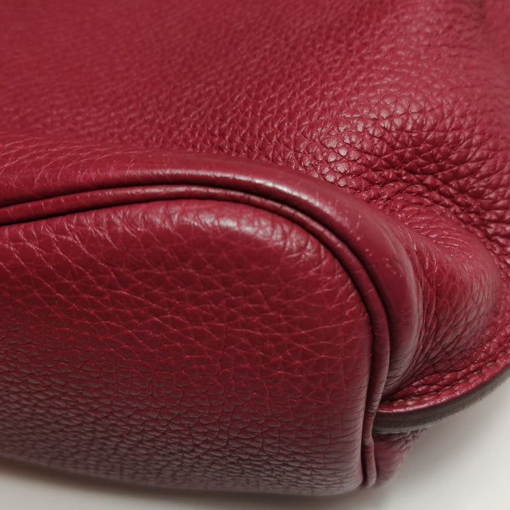 Hermès So Kelly 22 Q5 Rouge Casaque Clemence Leather Bag