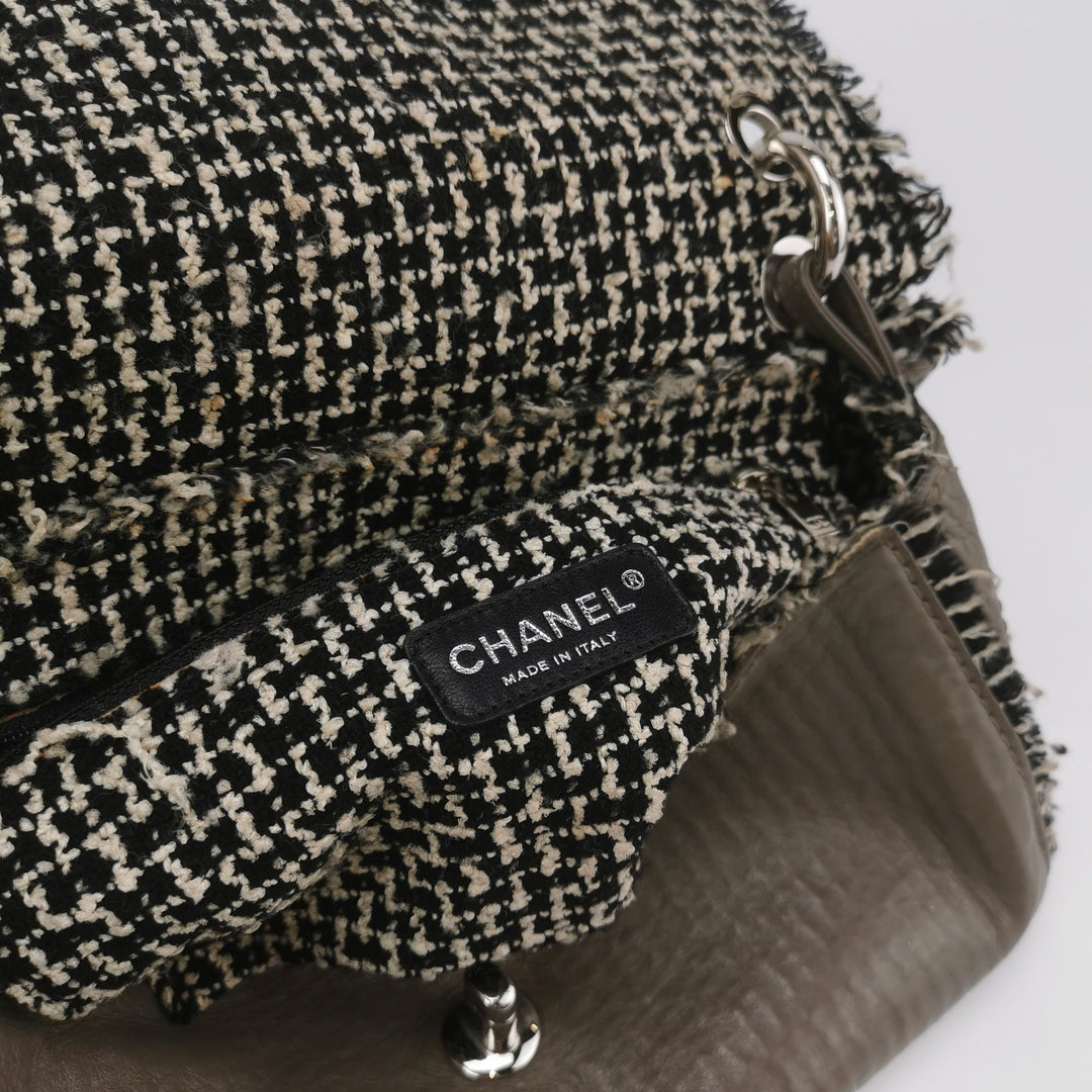 Chanel Single Flap In Grey Brown Leather And Tweed Bag