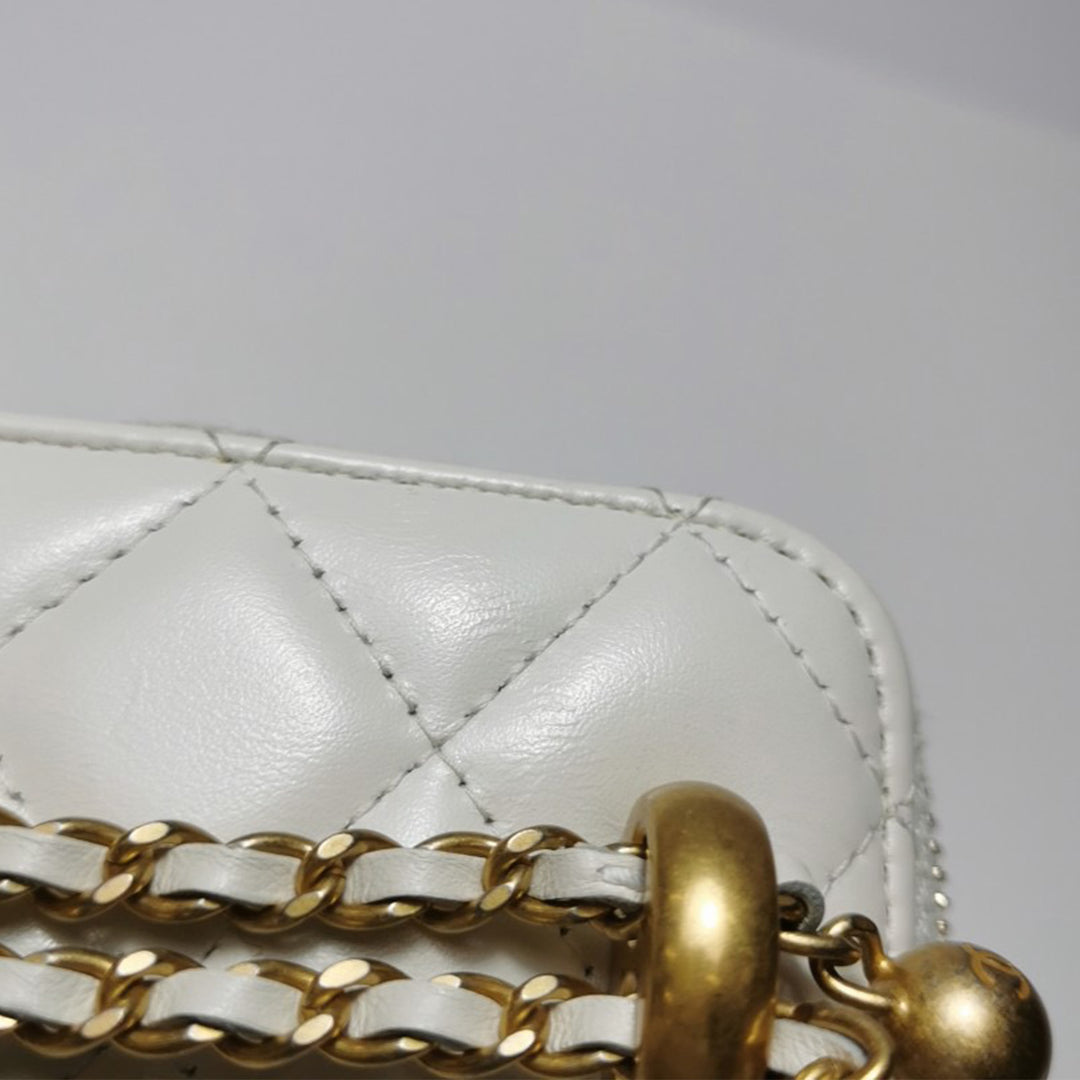 Chanel 2021 White Calfskin Quilted Mini Perfect Fit Vanity Case With Gold Hardware and Chain