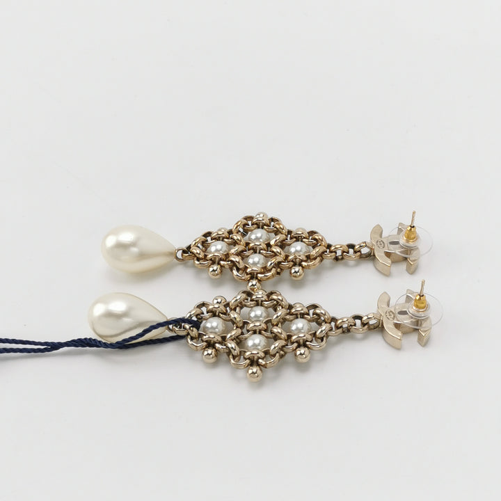 Chanel 2020 Faux Pearl CC Chandelier Earrings