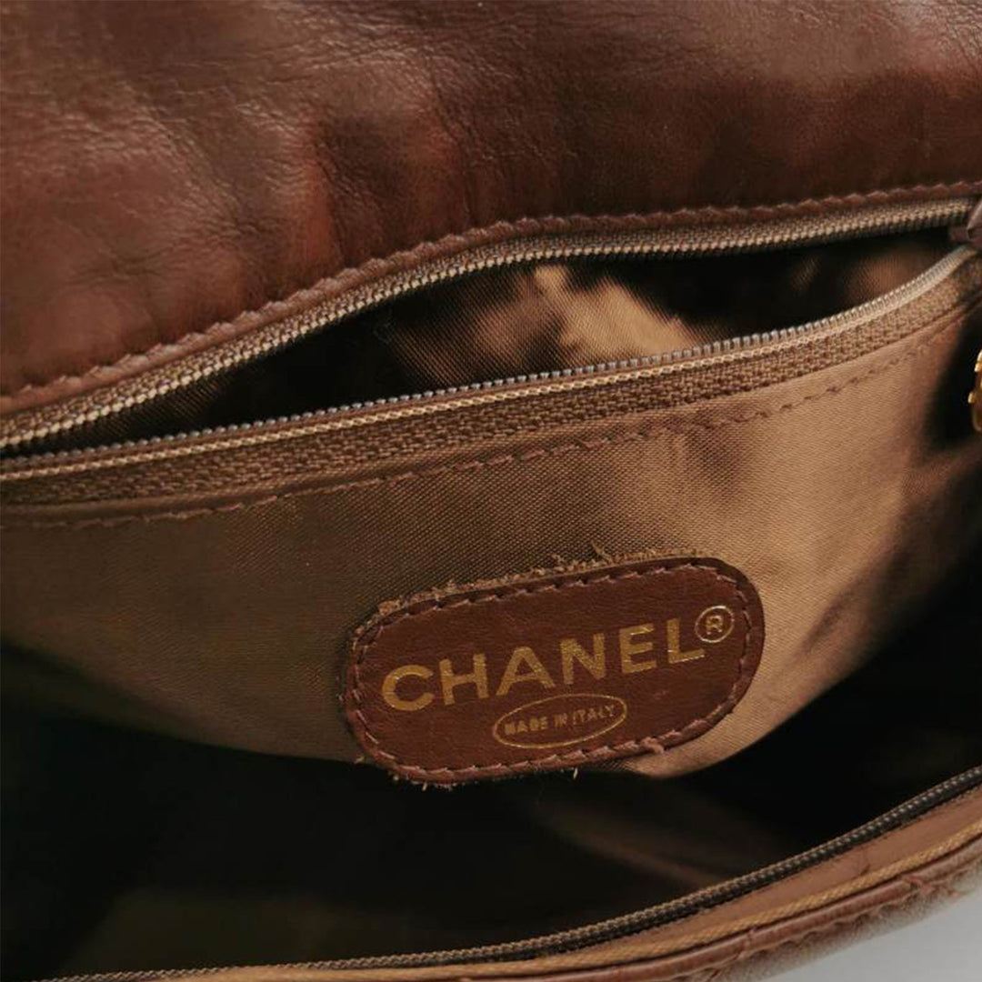 Chanel 1994 Lambskin Brown Quilted Tortoiseshell Round Messenger Flap Bag