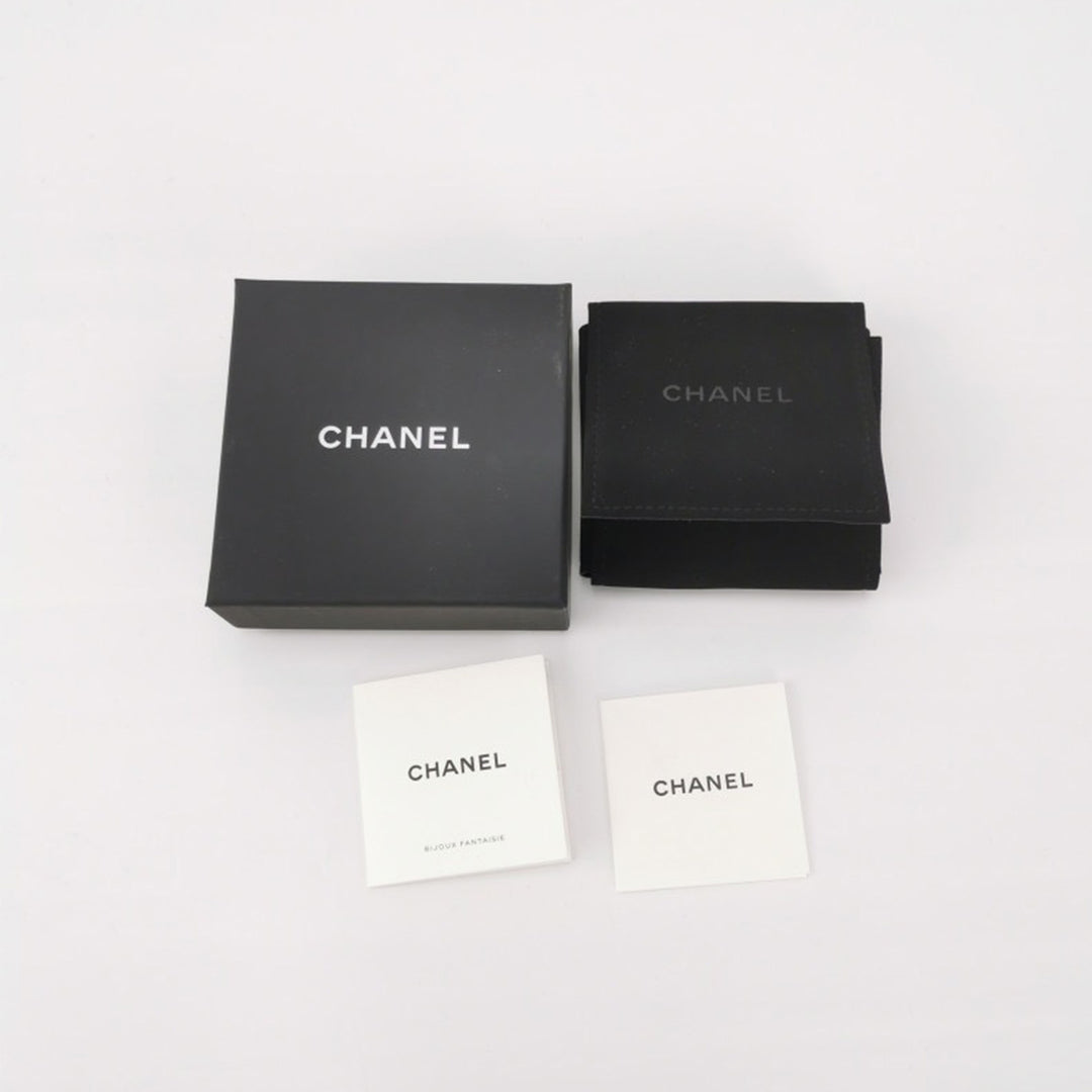 Chanel Crystal Pearl Eyeshadow Pallette Brooch Black Multicolor