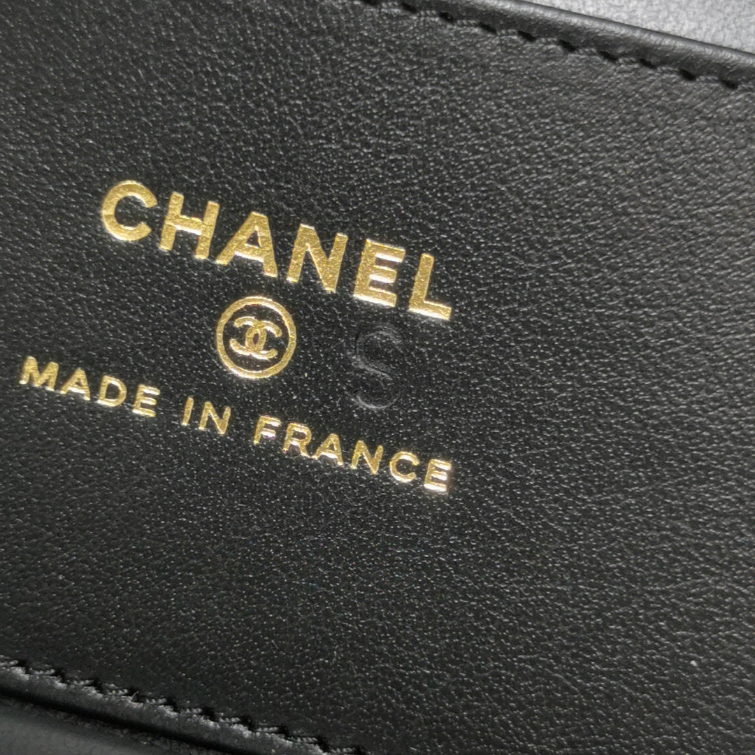 Chanel Boy Minaudiere Micro Box Clutch Black Patent Calfskin Gold Hardware