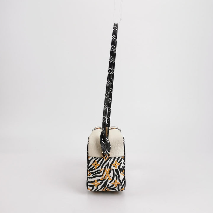 Louis Vuitton Monogram Giant Jungle Beach Pouch Gold Hardware