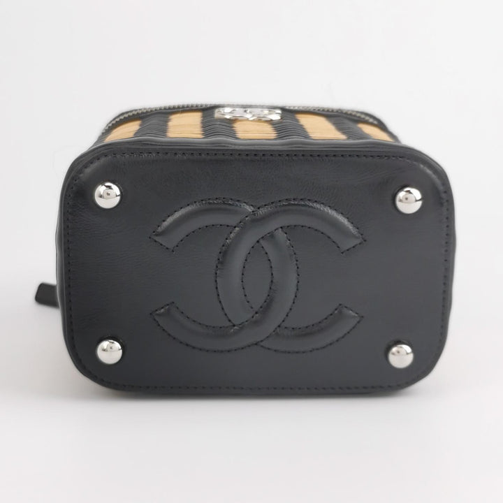 Chanel Take Away Vanity Case in Black Calfskin and Beige Raffia Rattan