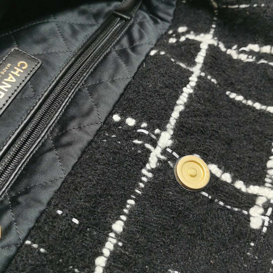 Chanel 22 Tweed Hobo Bag