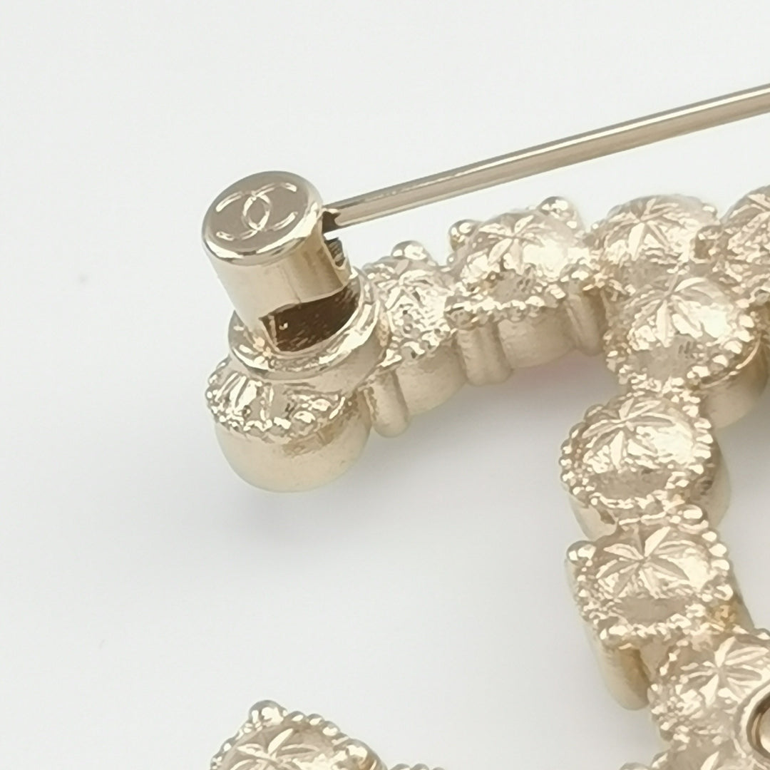 Chanel A23C Pink Crystal Pearl CC Logo Pin Brooch