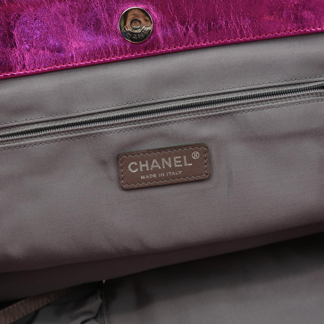 Chanel Modern Chain Tote Large Metallic Cracked Calfskin Fuchsia Pink