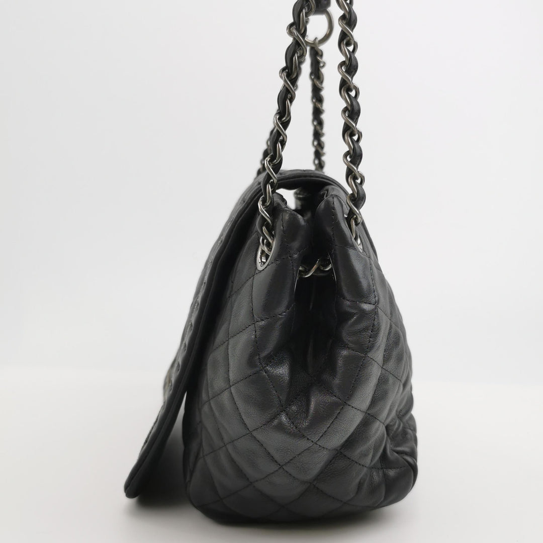 Chanel Istanbul Accordion Flap Bag In Black Leather