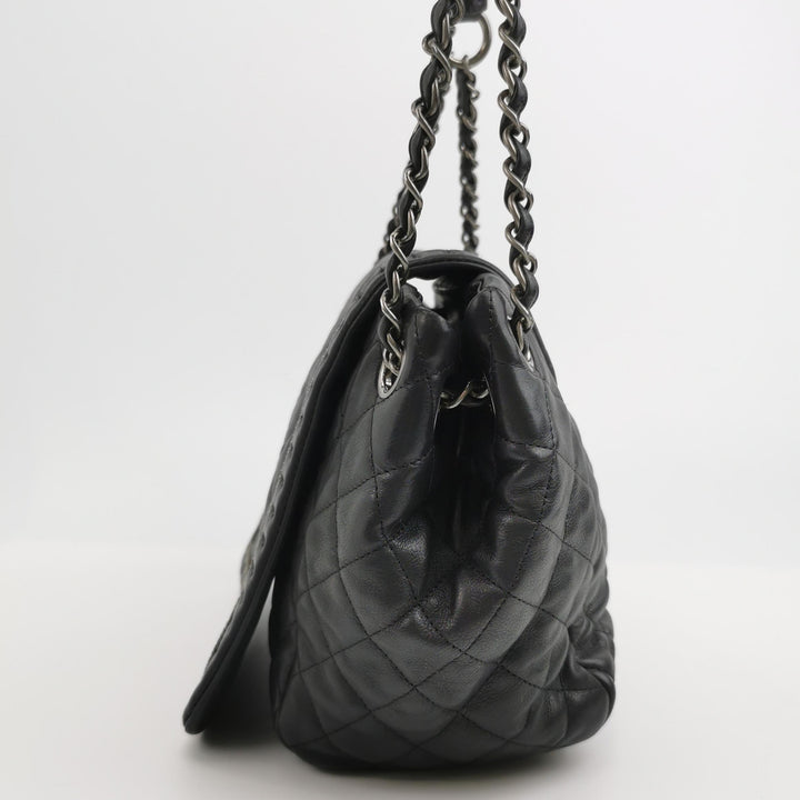 Chanel Istanbul Accordion Flap Bag In Black Leather