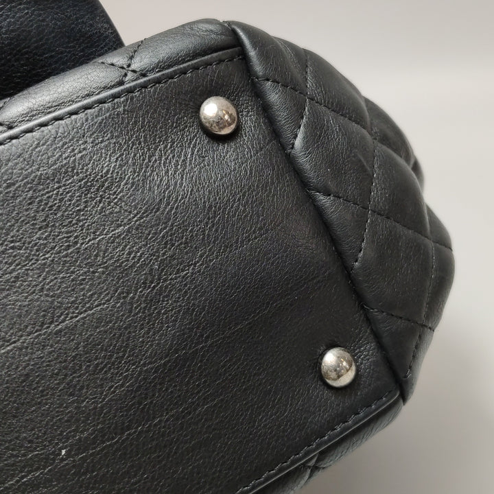 Chanel Istanbul Accordion Flap Bag In Black Leather