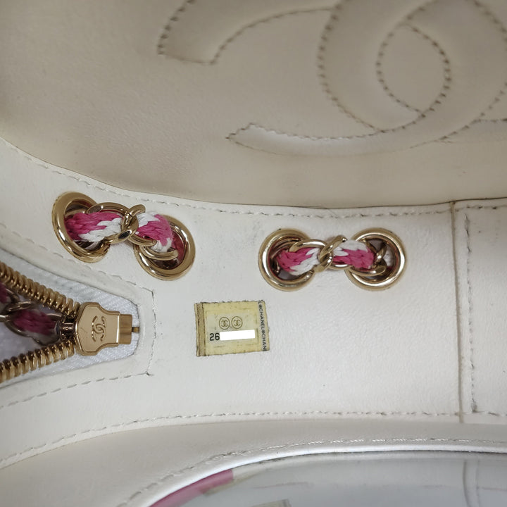 Chanel Round La Pausa Shoulder Bag CC Logo