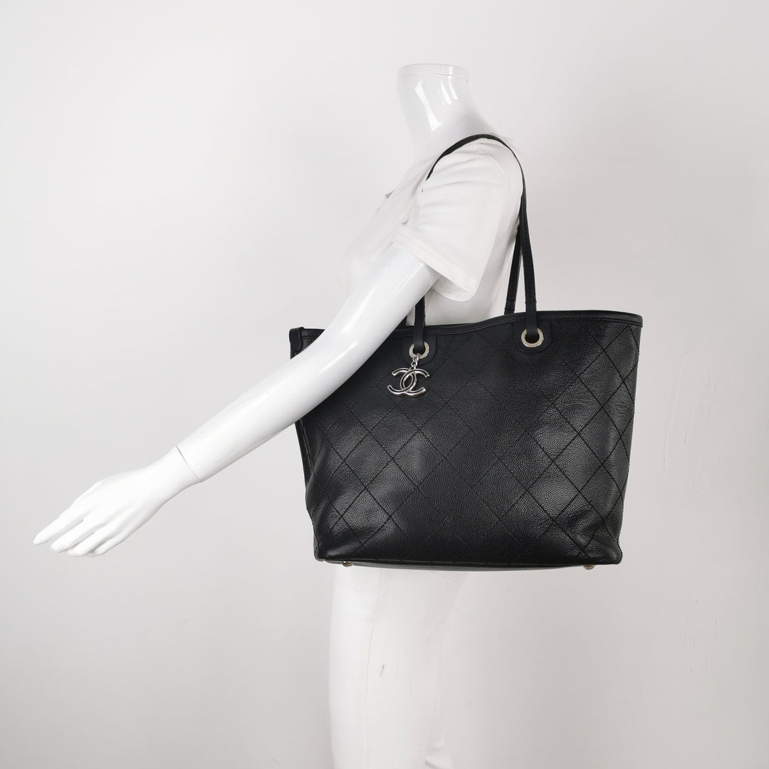 Chanel On The Road Caviar Leather Tote Bag In Black