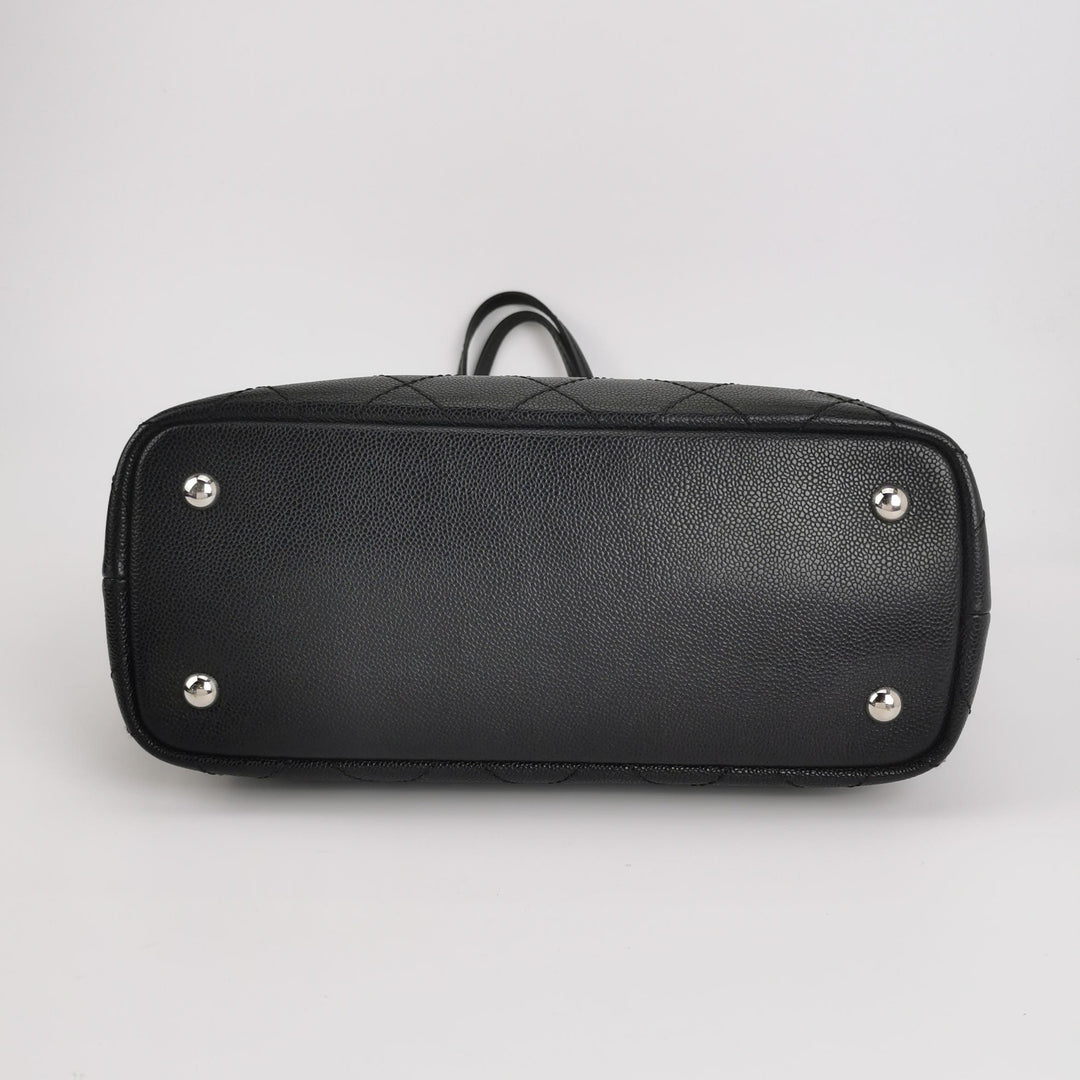 Chanel On The Road Caviar Leather Tote Bag In Black