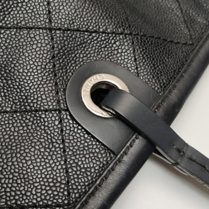 Chanel On The Road Caviar Leather Tote Bag In Black