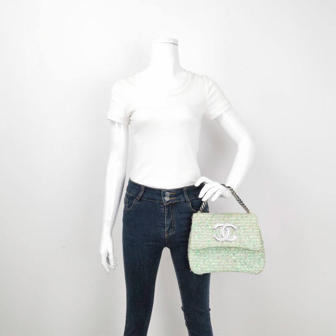 Chanel Vintage Light Green Tweed fabric CC Logo Handbag with Silver tone Chain Strap
