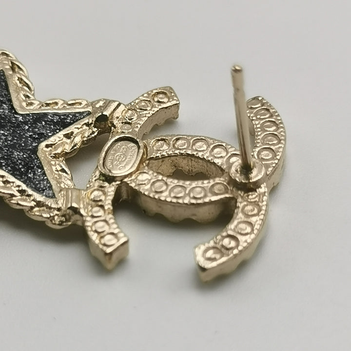 Chanel Star Heart CC Logo Studs Earrings Gold