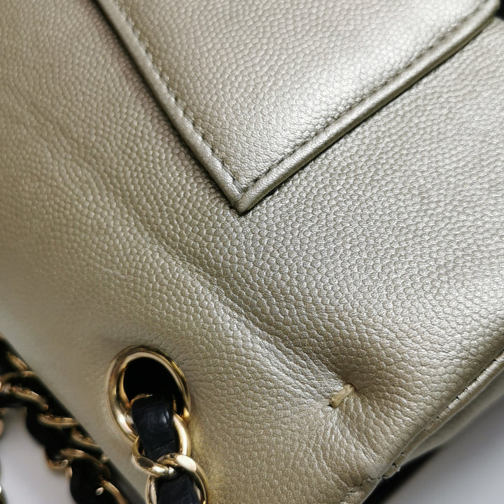 Chanel Medium Double Flap Caviar Calfskin Duo Light Gold Black