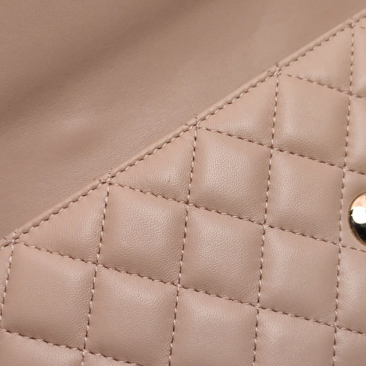 Chanel Fantasy Pearls Evening Flap bag in Pink