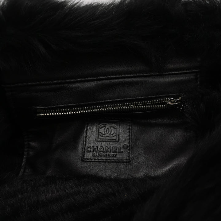 Chanel CC Logo Tote Black Shearling