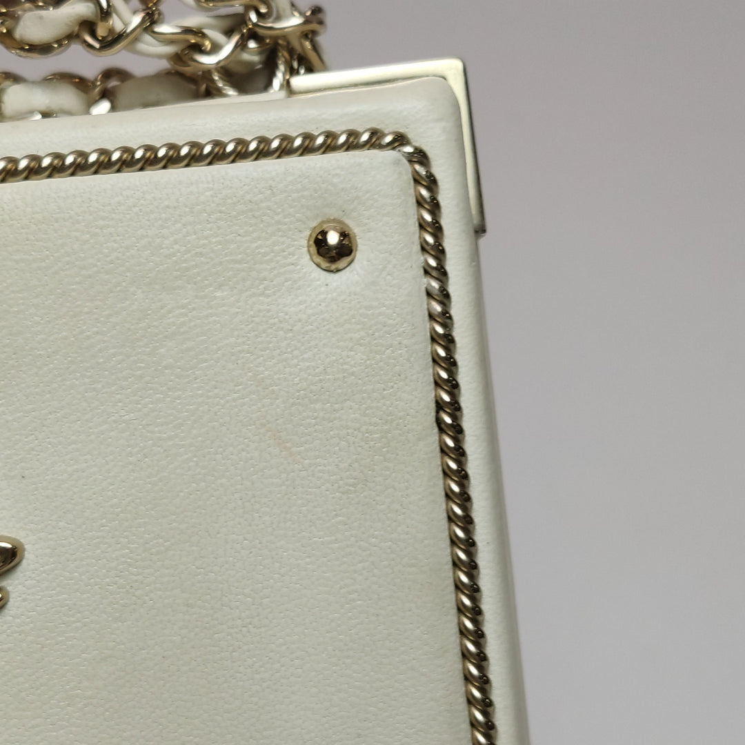 Chanel Coco in Ritz Key Card Minaudiere Limited Edition White Lambskin Clutch