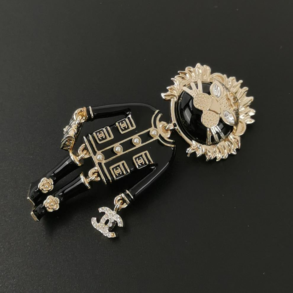 Chanel Lion CC Logo Black Jacket Gold Pin Brooch