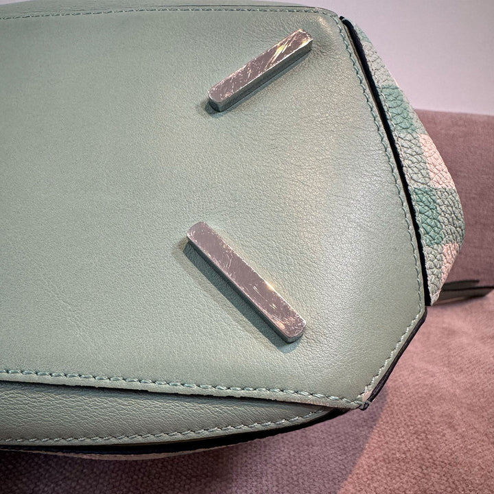 Loewe Medium Gingham Puzzle Bag In Green