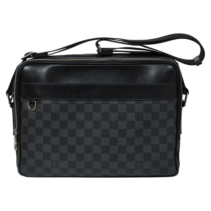 Louis Vuitton Trocadero MM Messenger Bag Damier Graphite Canvas Silver Hardware