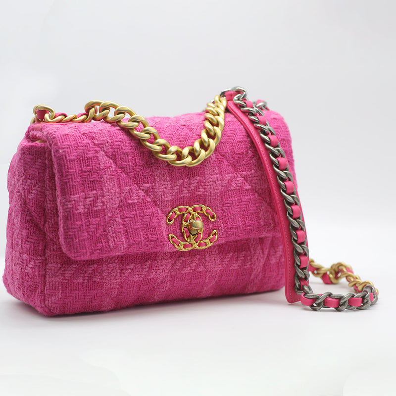 Chanel 19 Rose Pink Gold Tweed Medium Chain Flap CC Crossbody Shoulder Bag
