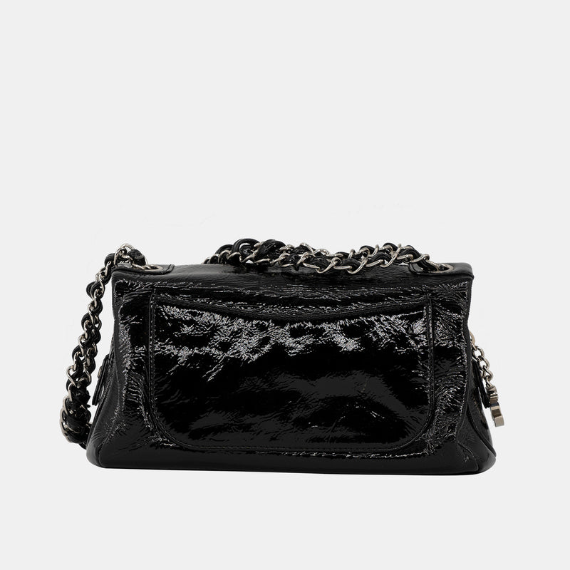 Chanel Medium Black Patent Leather Luxe Ligne Chain Flap Handbag
