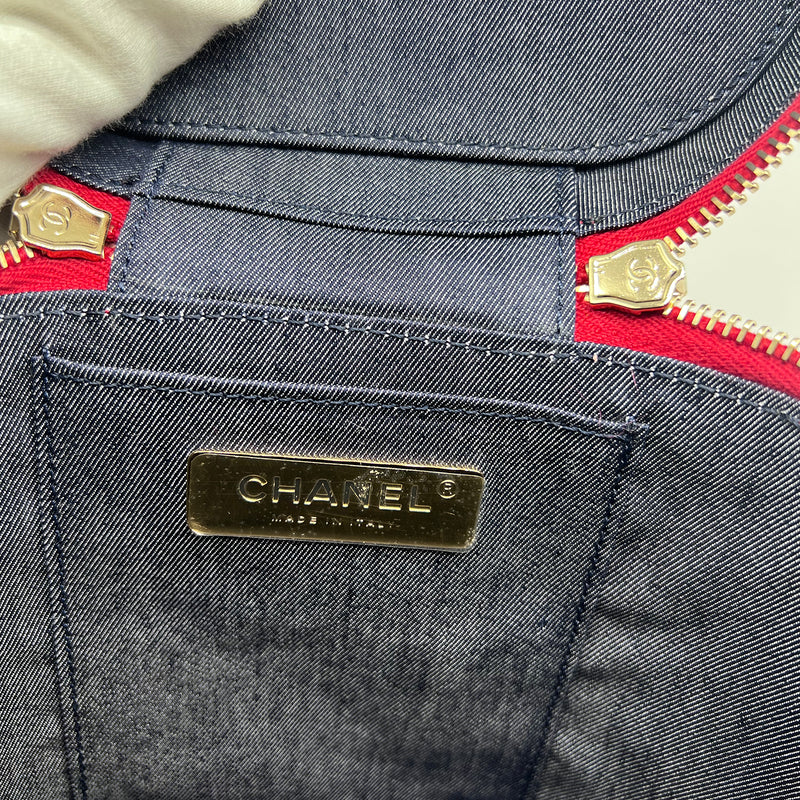 Chanel CC Mania Vanity Case Lambskin In Red