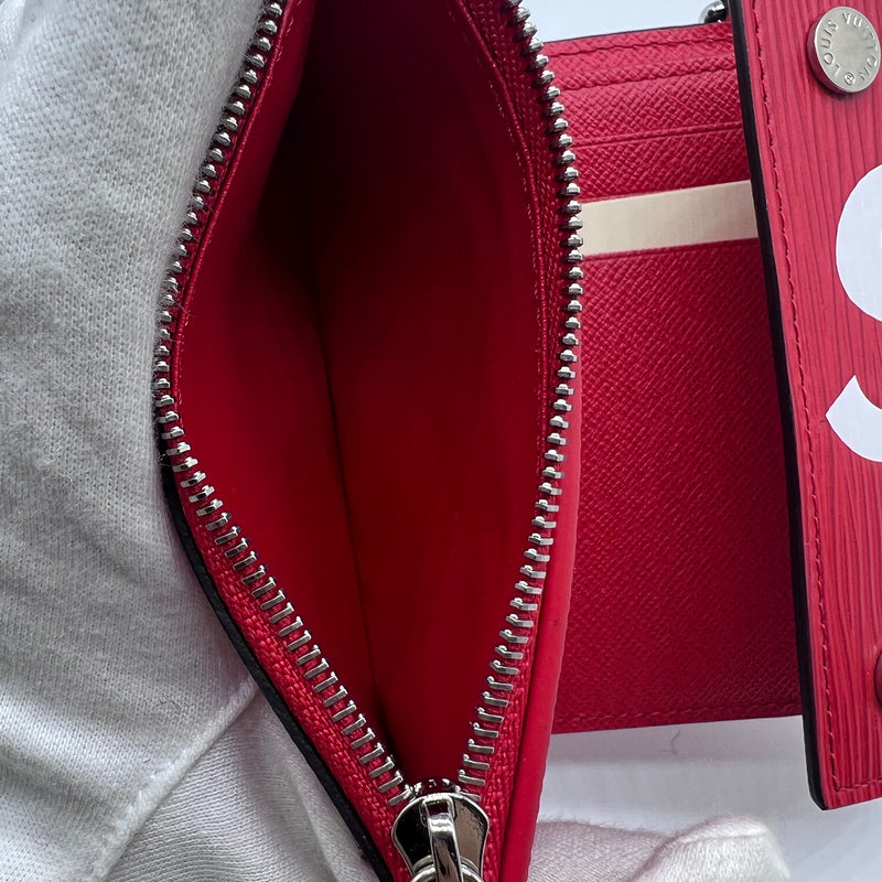 Supreme x Louis Vuitton Wallet And Key Holder In Red – Trésor Vintage