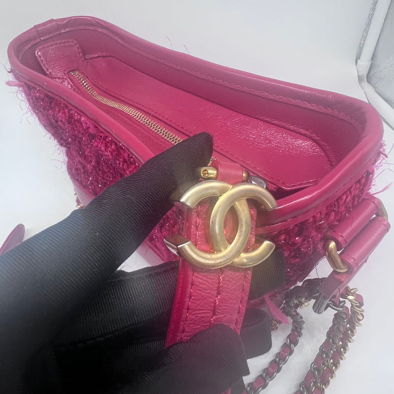 Chanel Gabrielle Small Hobo Tweed calf leather Bag Pink Pony-style calfskin  ref.219777 - Joli Closet