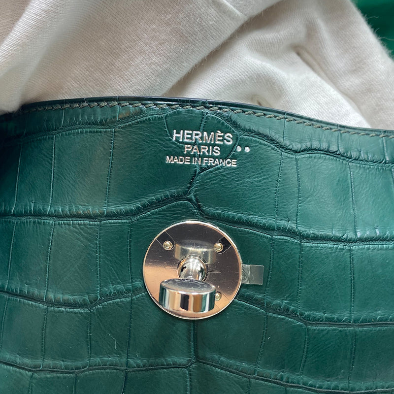 Hermès Lindy 30 Bag Matte Alligator SHW