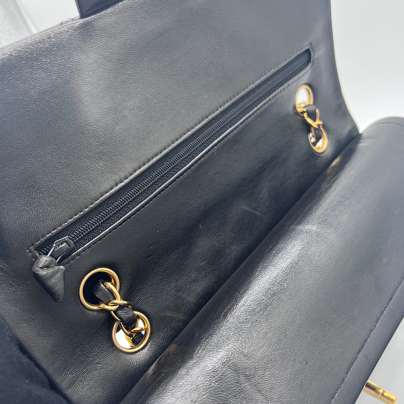 Chanel Vintage 90s Classic Flap in Medium 25cm Black
