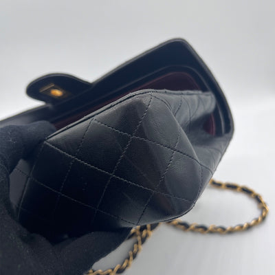 Chanel Vintage 90s Classic Flap in Medium 25cm Black