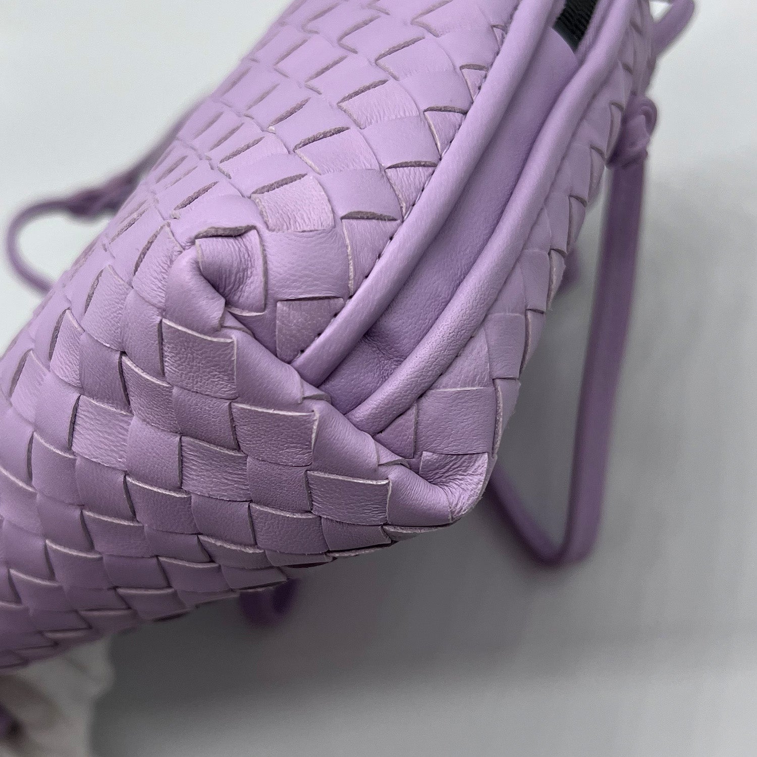 Nodini leather crossbody bag Bottega Veneta Pink in Leather - 29442082