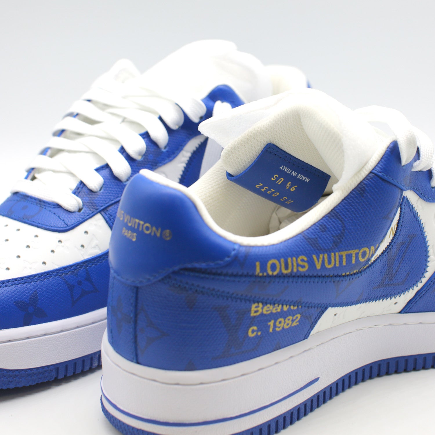 Nike air hotsell supreme louis vuitton