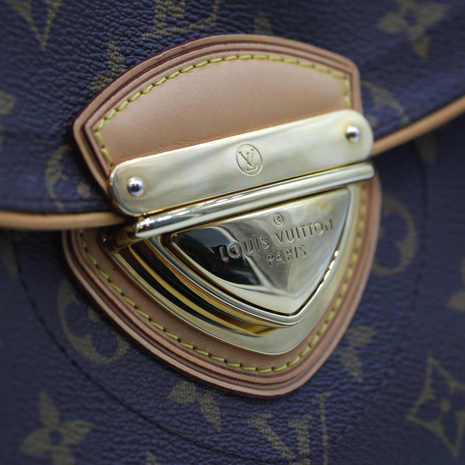 Louis Vuitton Beverly PM in Brown Coated Canvas – Trésor Vintage